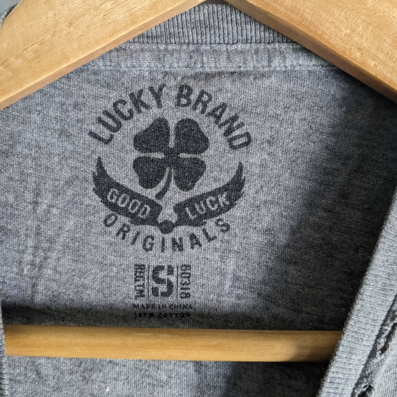 Distressed Triumph t-shirt - small - Picture 3 of 4